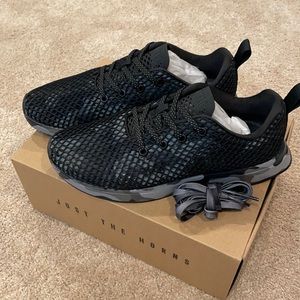 New NoBull Mesh Runners